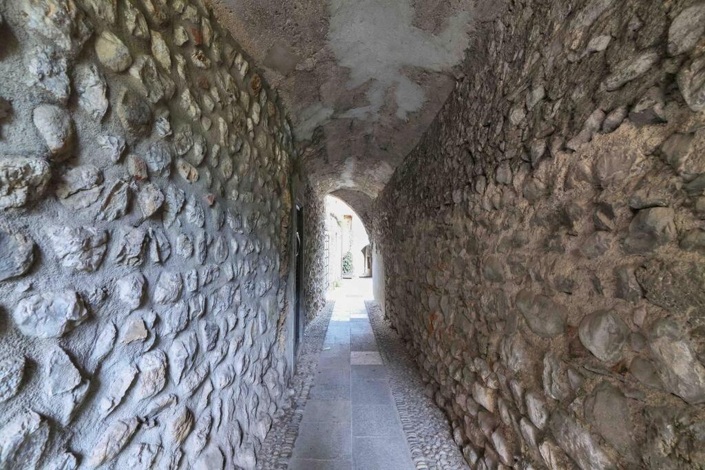 Borgo Di Terzo Bifocale In Centro Storico Check In 24H Fast Wi-Fi Bus 500M Apartment ภายนอก รูปภาพ