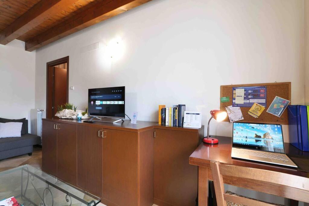 Borgo Di Terzo Bifocale In Centro Storico Check In 24H Fast Wi-Fi Bus 500M Apartment ภายนอก รูปภาพ
